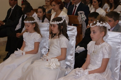 Перша сповідь і урочисте святе причастя у Видмінах 2013 (10)